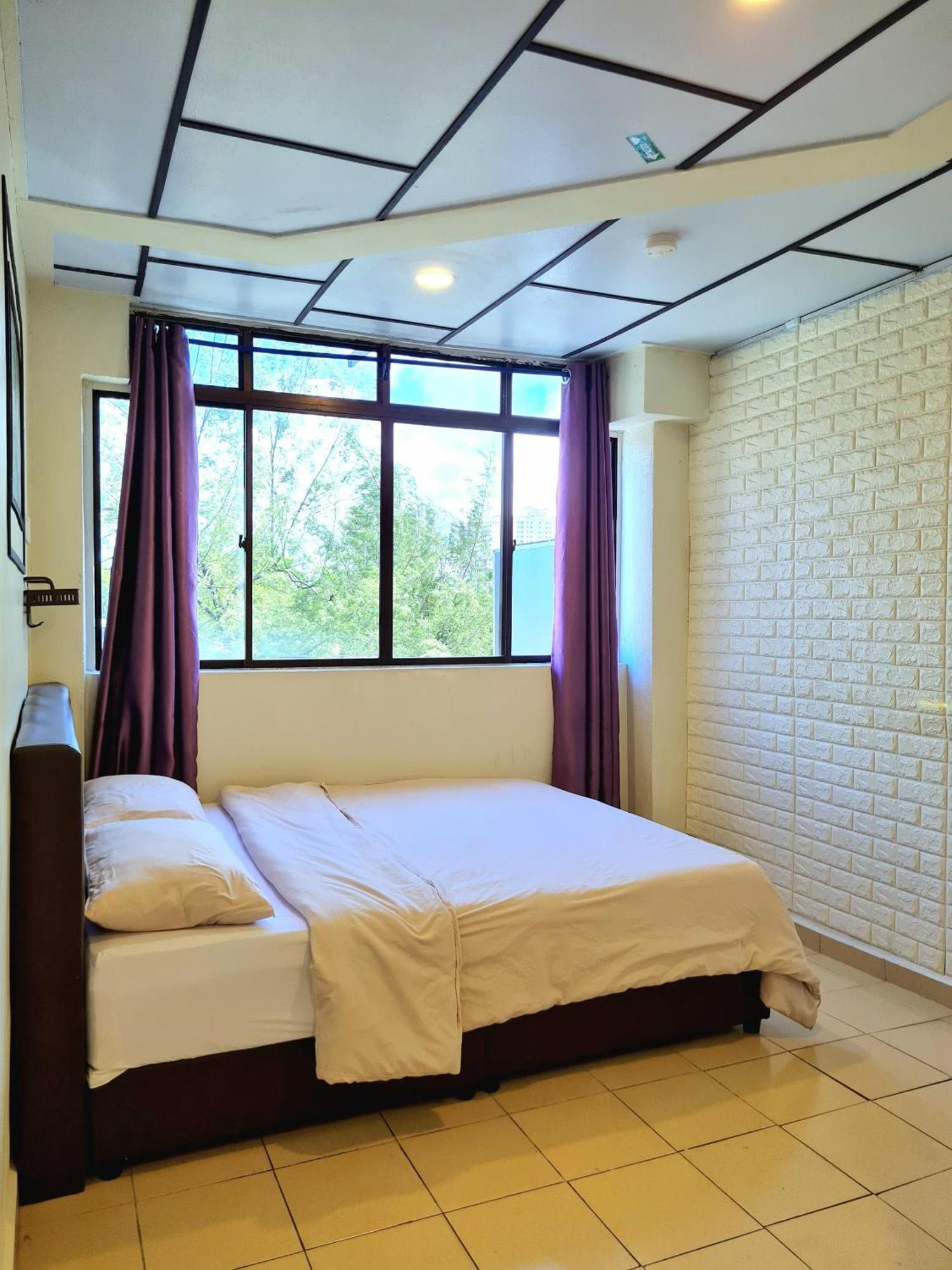 Pine Lodge By Evr Previously Yss Indrawasih Perai Εξωτερικό φωτογραφία